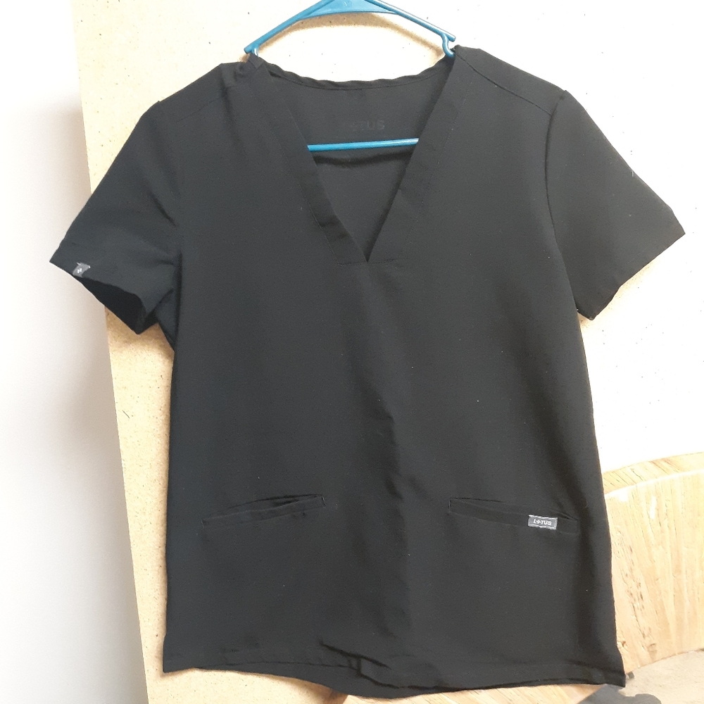 Lotus scrub top